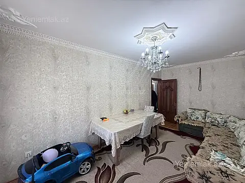 Satılır 3 otaqlı köhnə tikili 70 m²