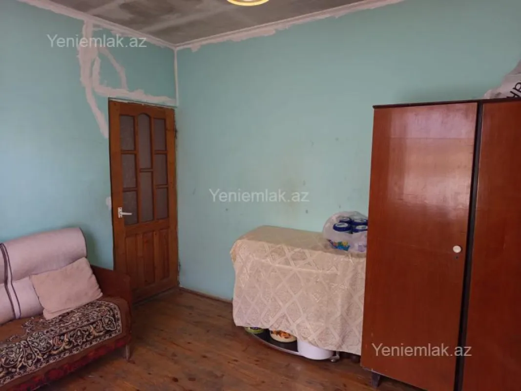 Satılır 4 otaqlı həyət evi 80 m²