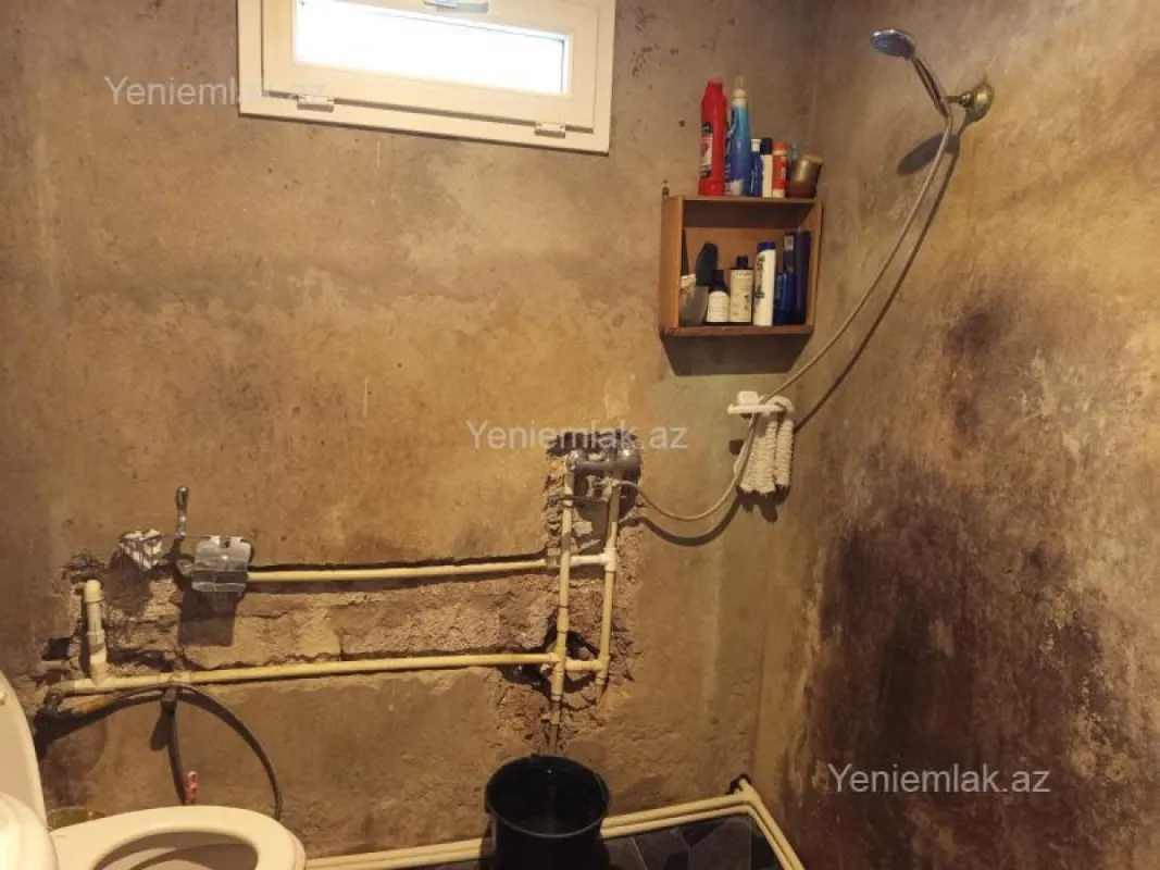 Satılır 4 otaqlı həyət evi 80 m²