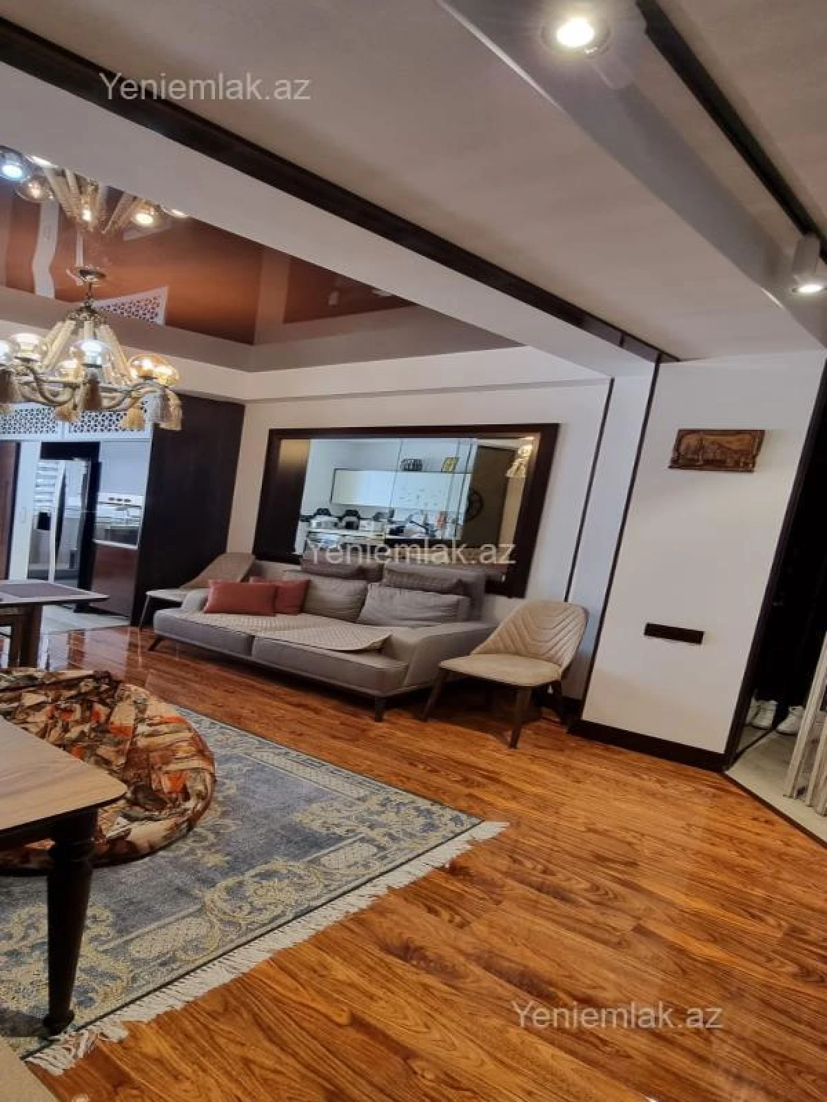 Satılır 3 otaqlı yeni tikili 105 m²