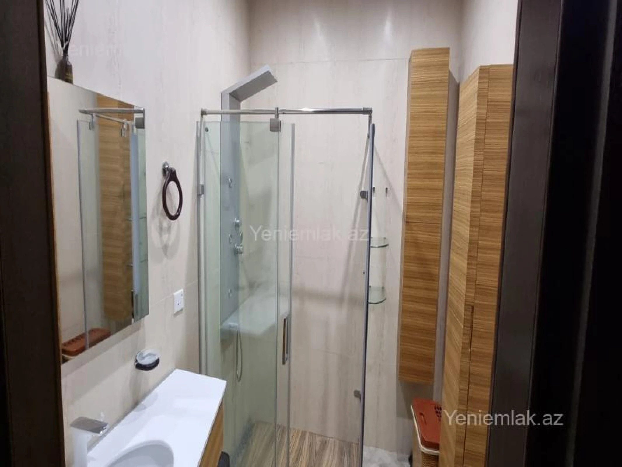 Satılır 3 otaqlı yeni tikili 105 m²