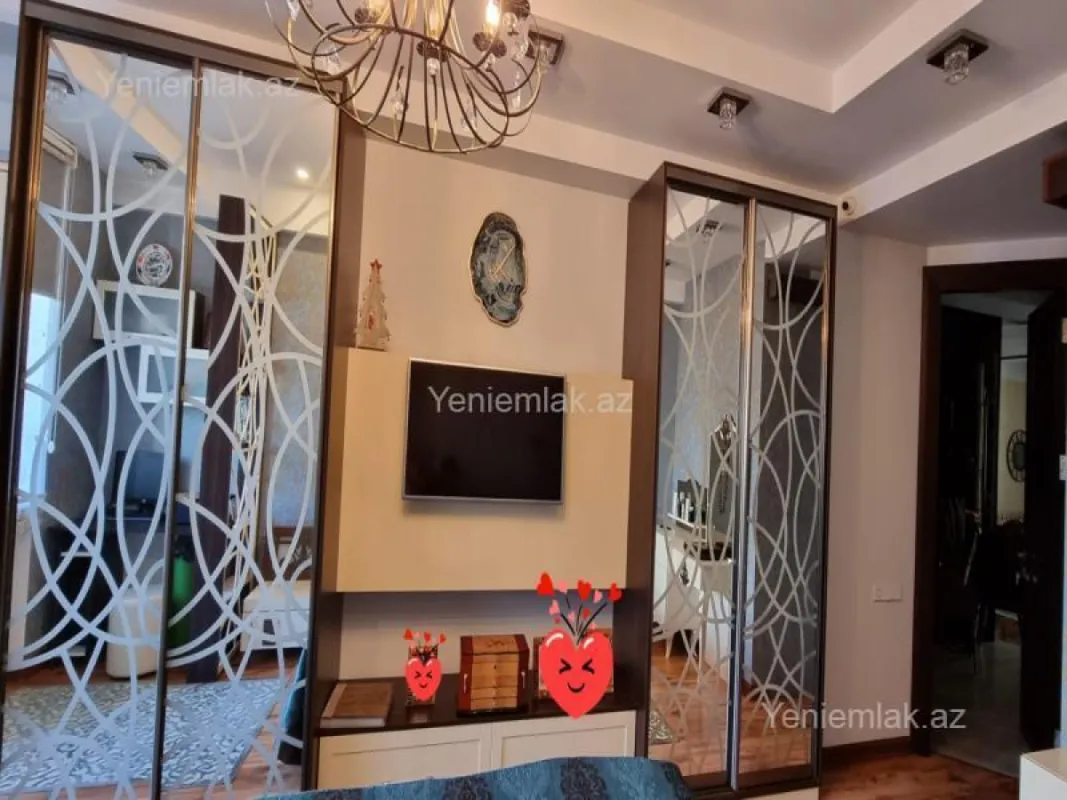 Satılır 3 otaqlı yeni tikili 105 m²