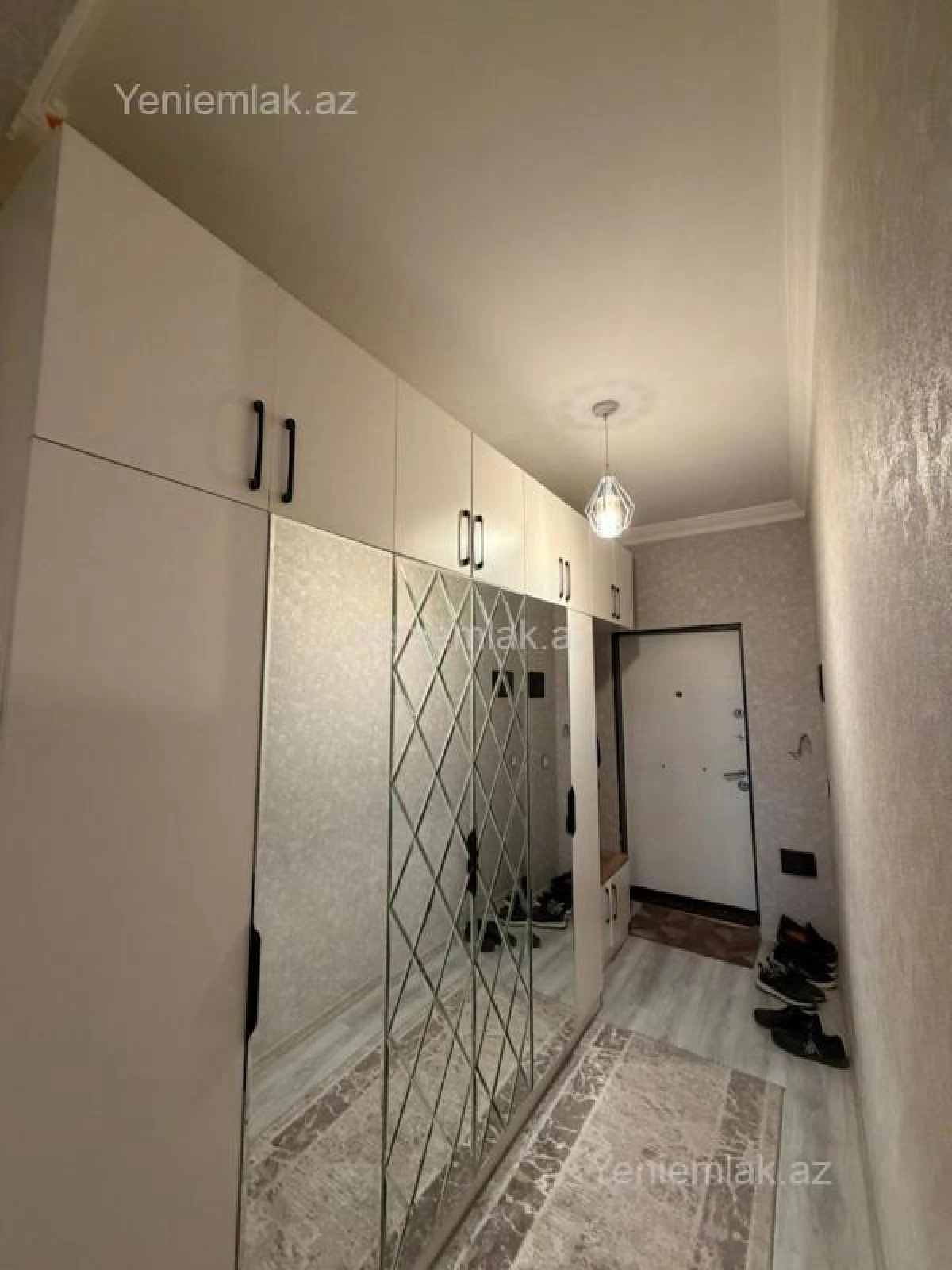 Satılır 2 otaqlı yeni tikili 90 m²