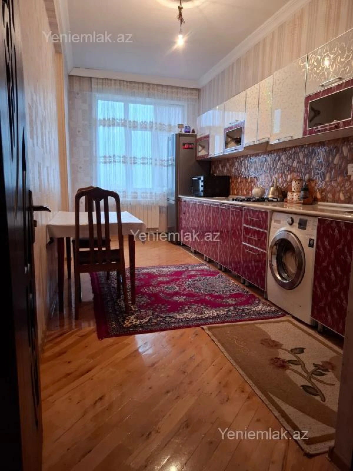 Satılır 3 otaqlı yeni tikili 105 m²