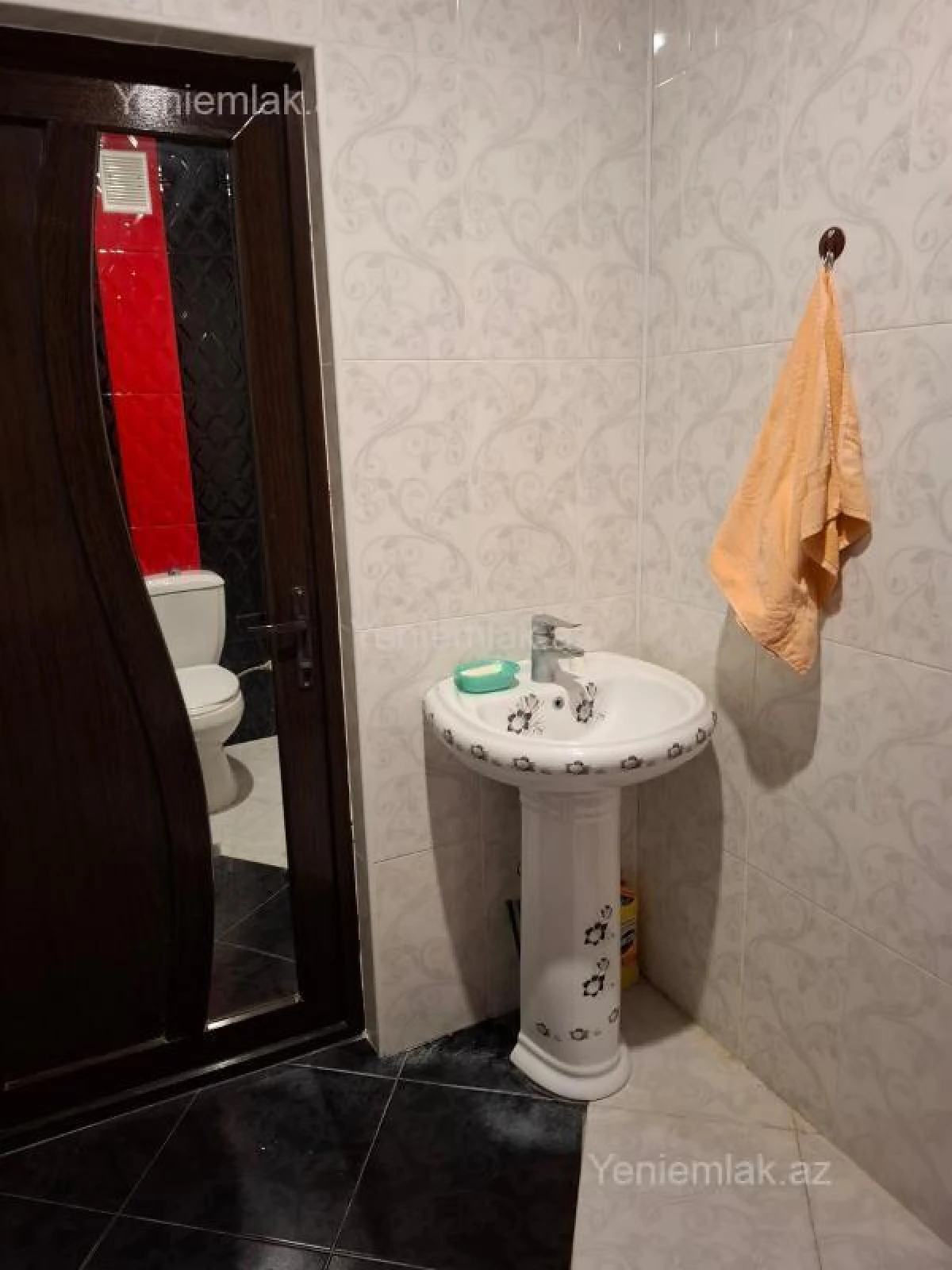 Satılır 3 otaqlı yeni tikili 105 m²