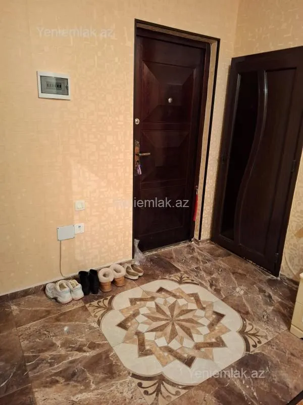 Satılır 3 otaqlı yeni tikili 105 m²