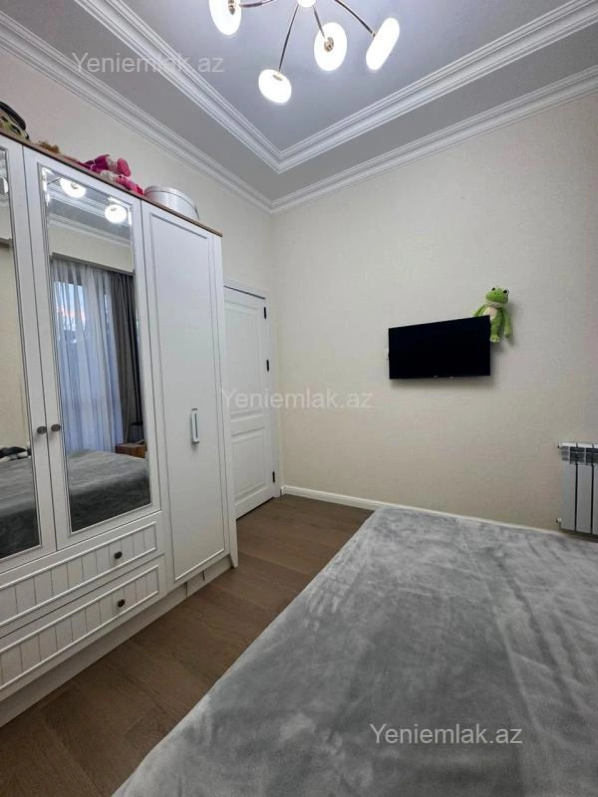 Satılır 2 otaqlı yeni tikili 60 m²