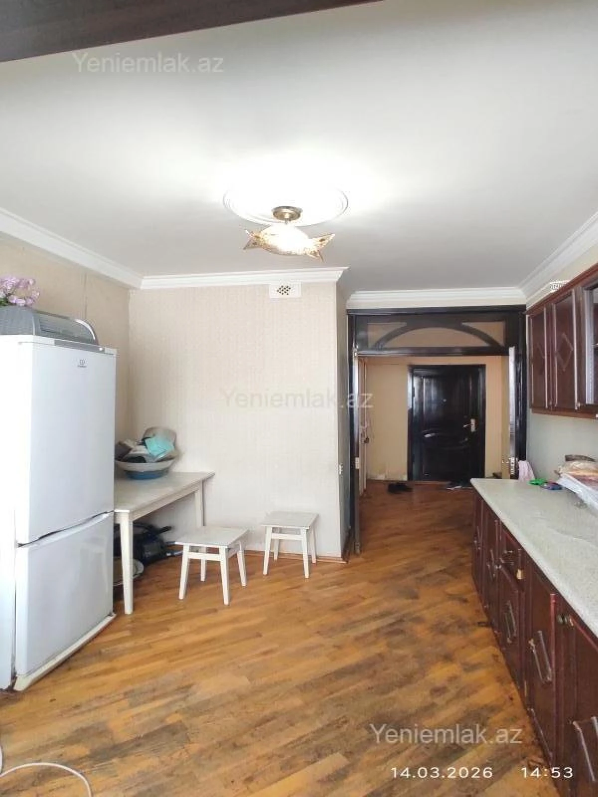 Satılır 2 otaqlı köhnə tikili 54 m²