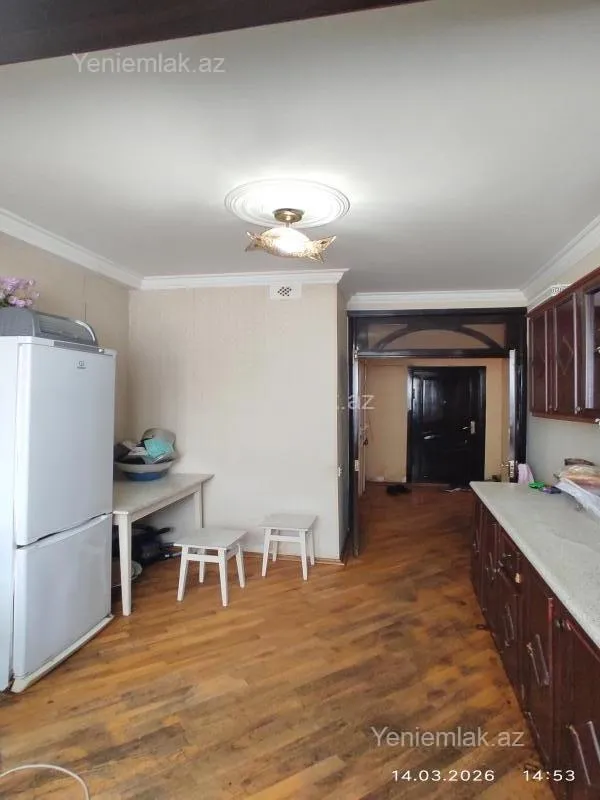 Satılır 2 otaqlı köhnə tikili 54 m²