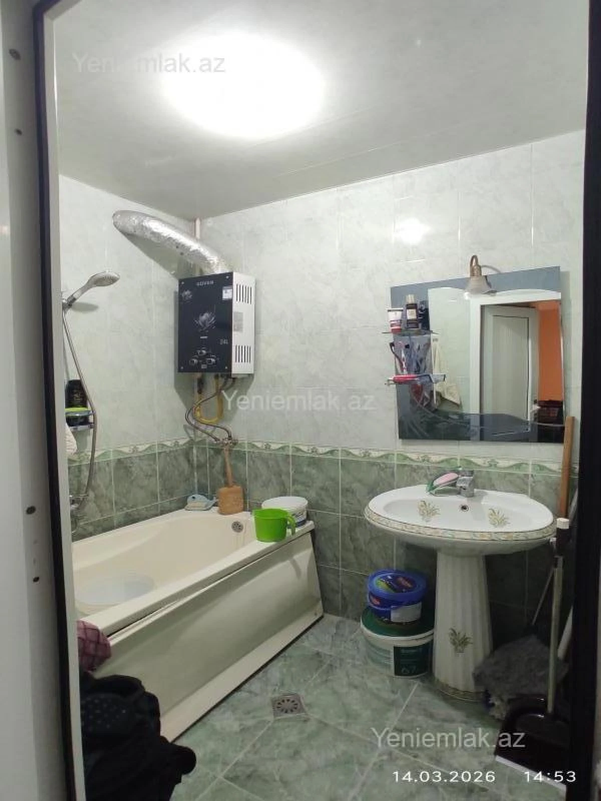 Satılır 2 otaqlı köhnə tikili 54 m²