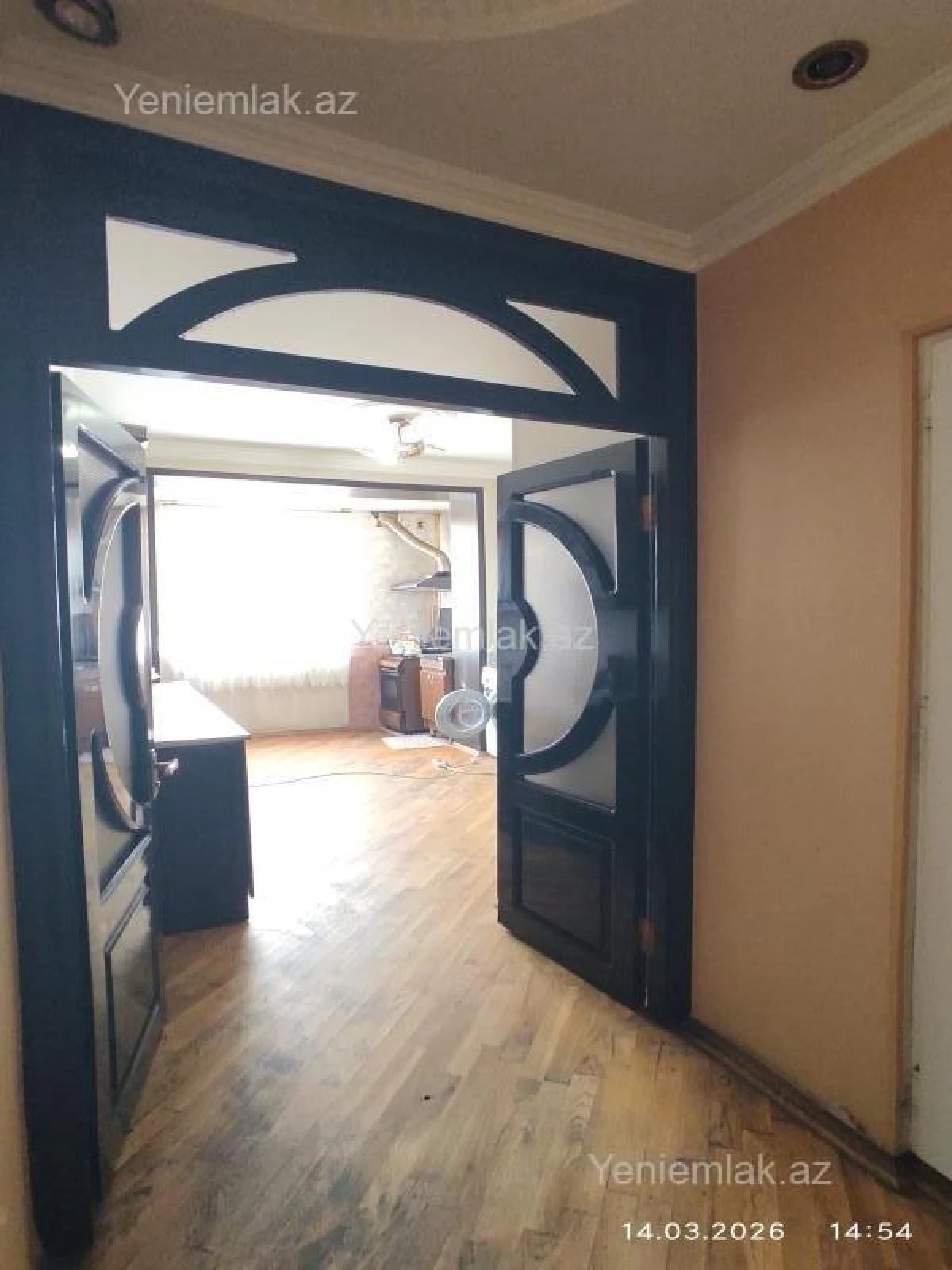 Satılır 2 otaqlı köhnə tikili 54 m²