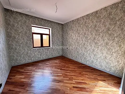 Satılır 5 otaqlı həyət evi 254 m²
