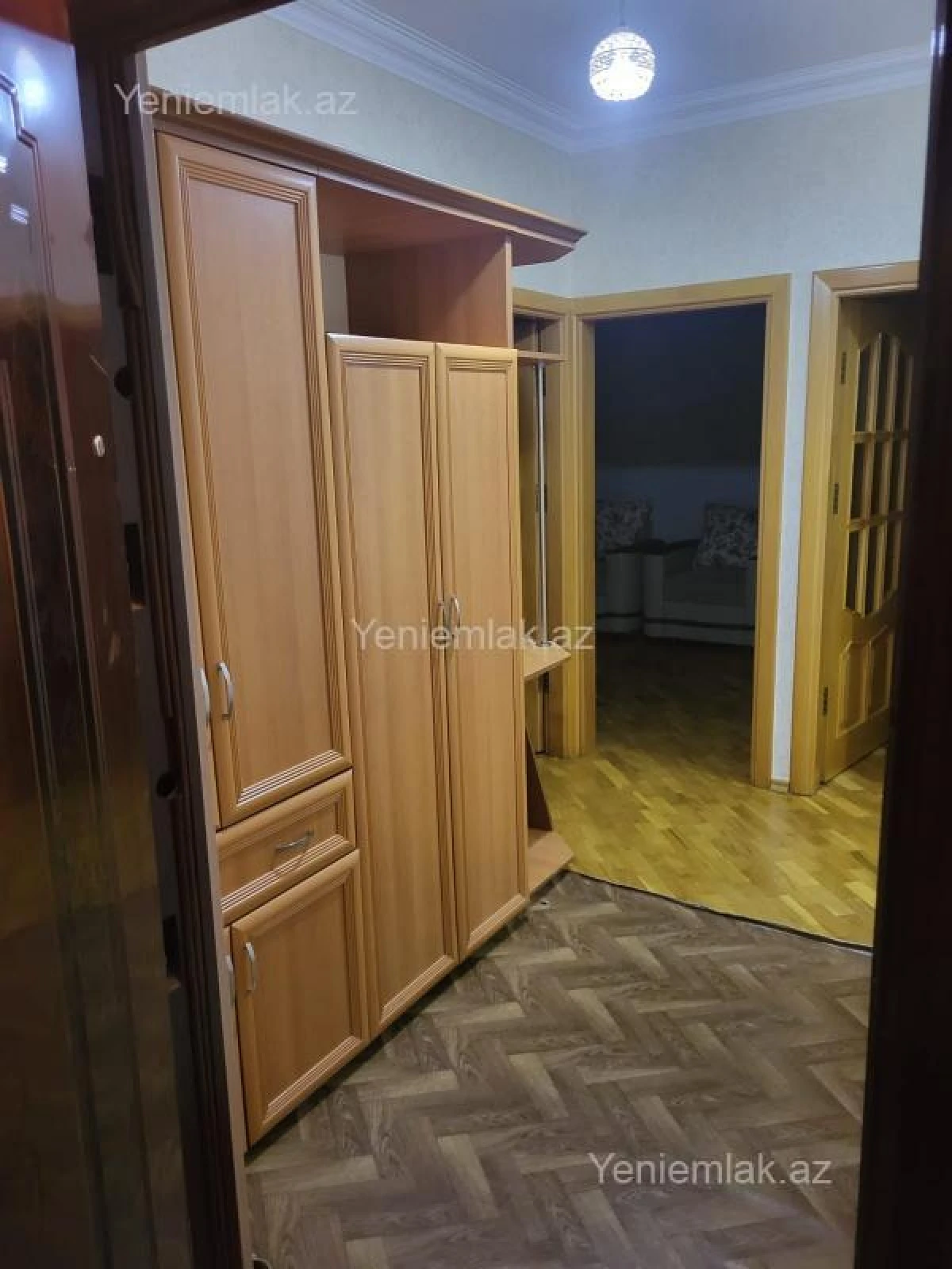Satılır 3 otaqlı köhnə tikili 68 m²