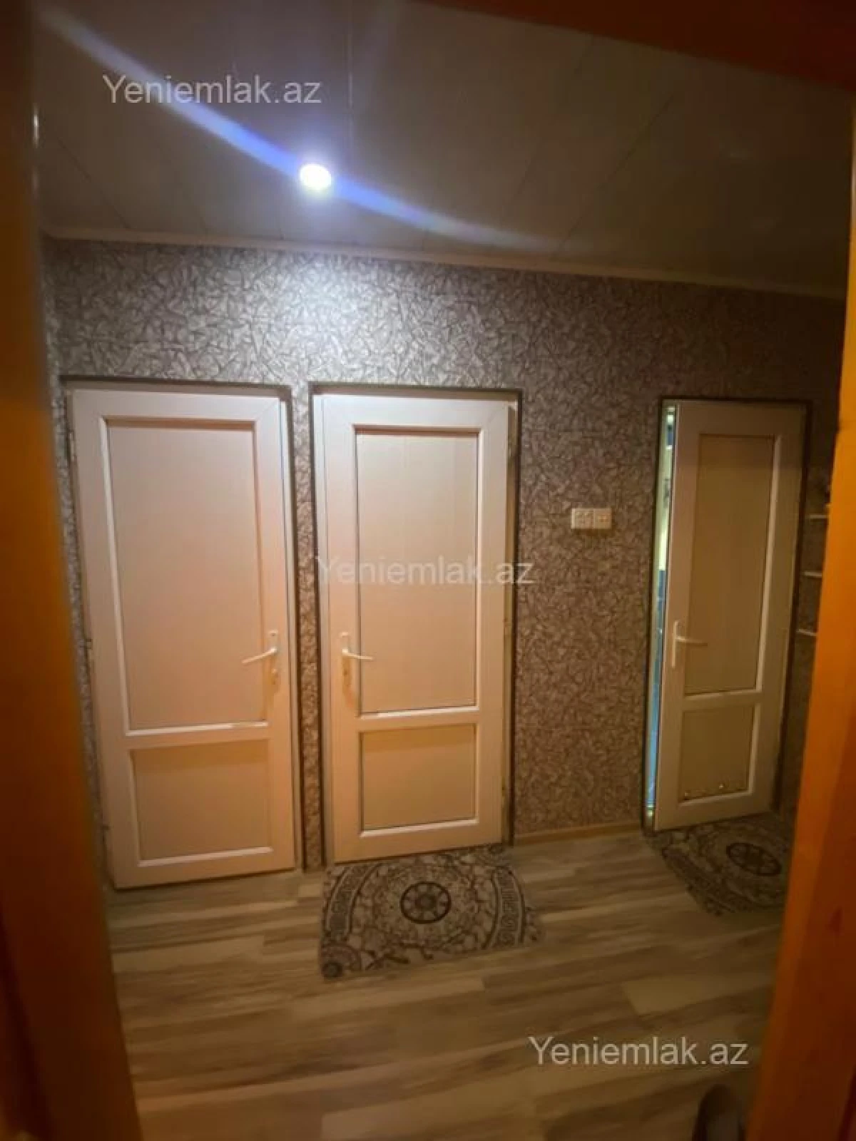 Satılır 3 otaqlı köhnə tikili 60 m²