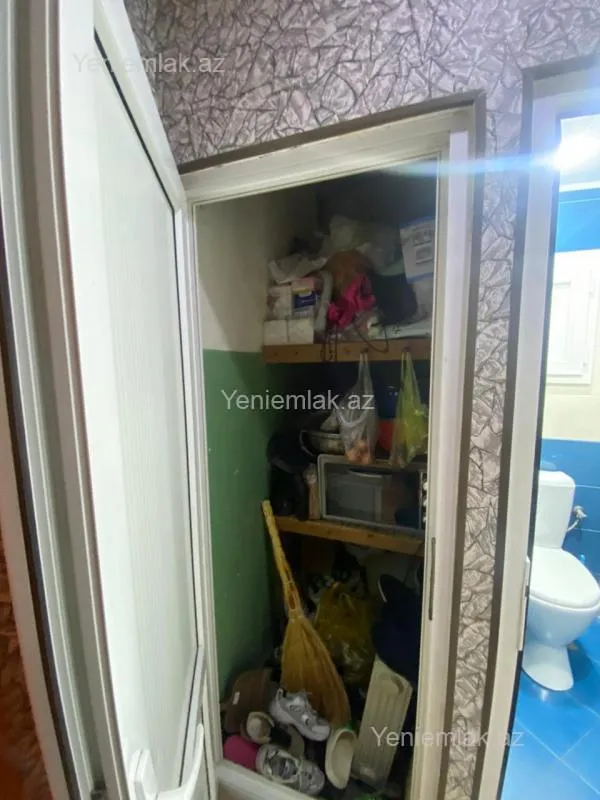 Satılır 3 otaqlı köhnə tikili 60 m²