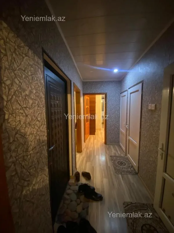 Satılır 3 otaqlı köhnə tikili 60 m²