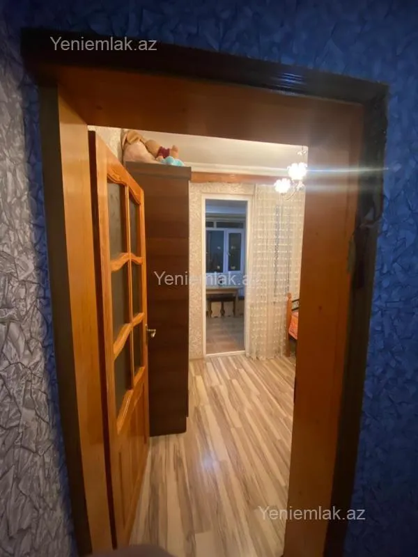 Satılır 3 otaqlı köhnə tikili 60 m²