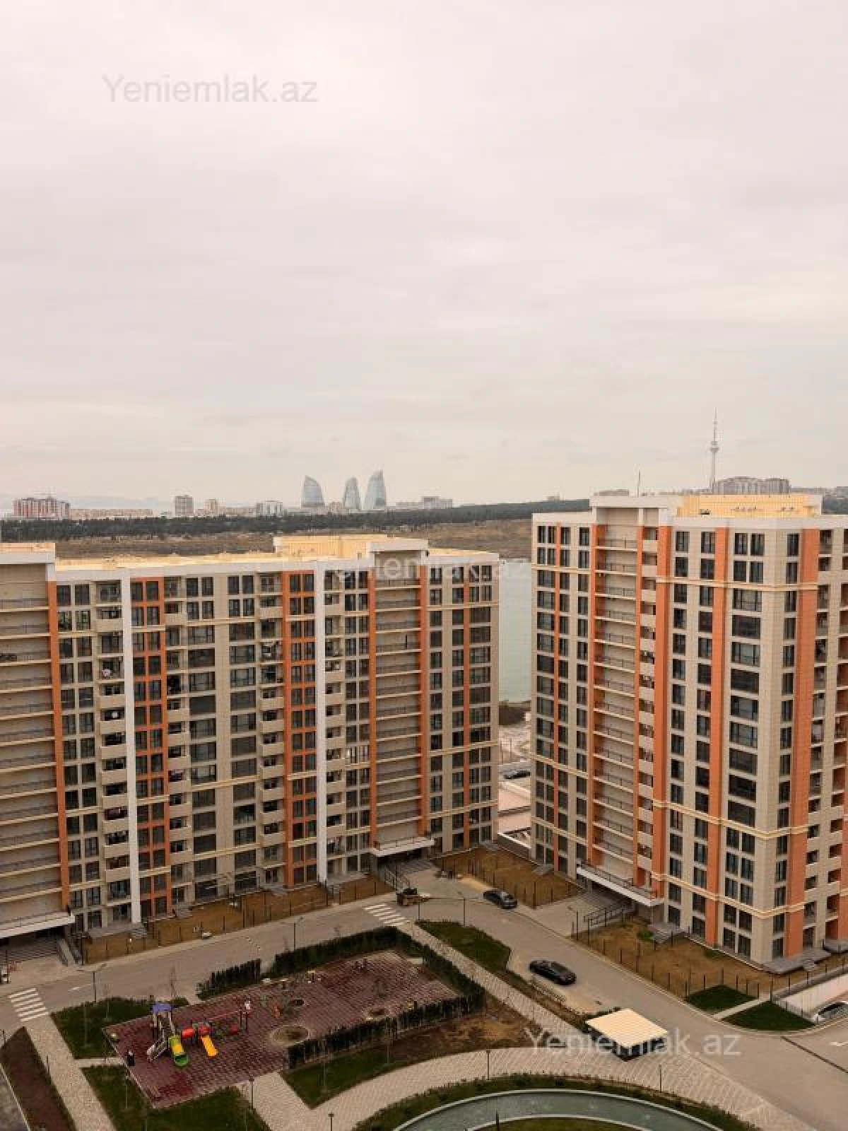 Satılır 3 otaqlı yeni tikili 82 m²