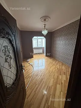 Satılır 2 otaqlı köhnə tikili 60 m²