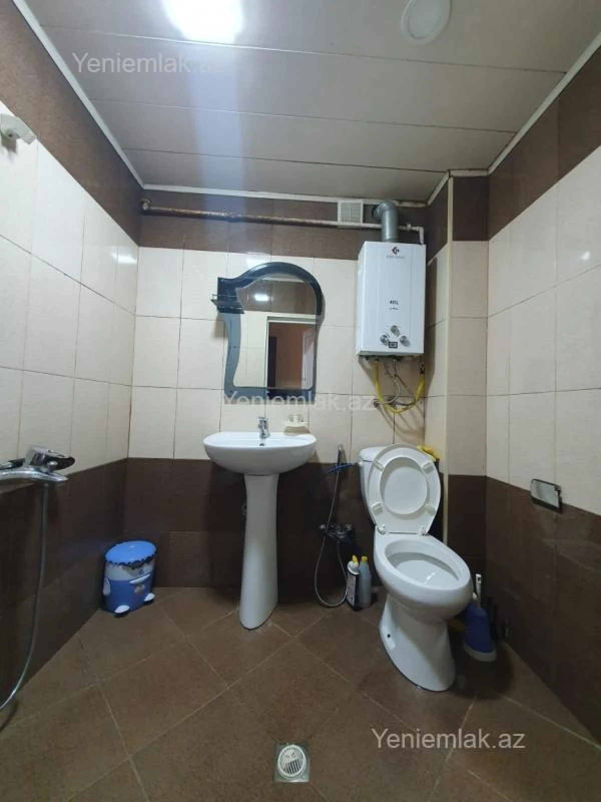 Satılır 2 otaqlı köhnə tikili 40 m²