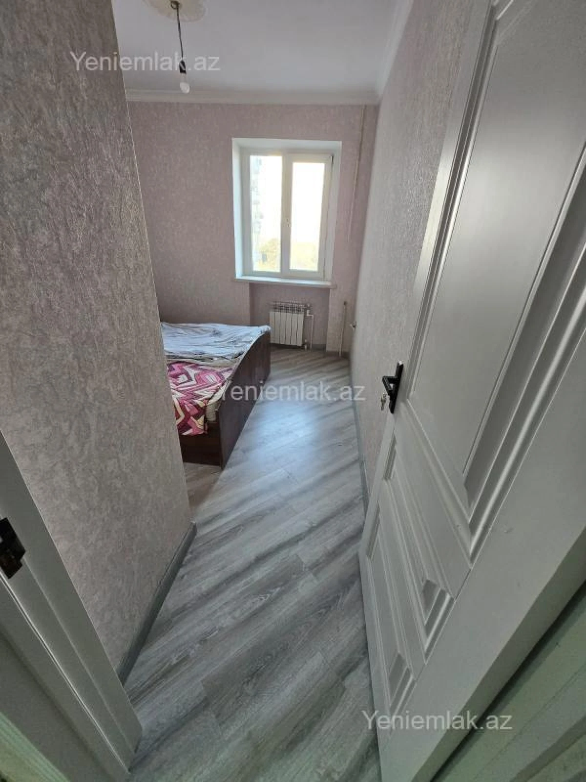 Satılır 3 otaqlı köhnə tikili 90 m²