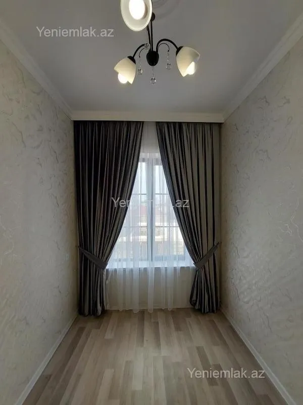 Satılır 4 otaqlı həyət evi 120 m²