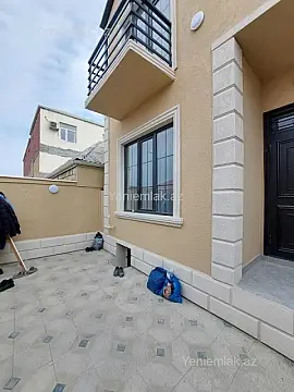 Satılır 4 otaqlı həyət evi 120 m²