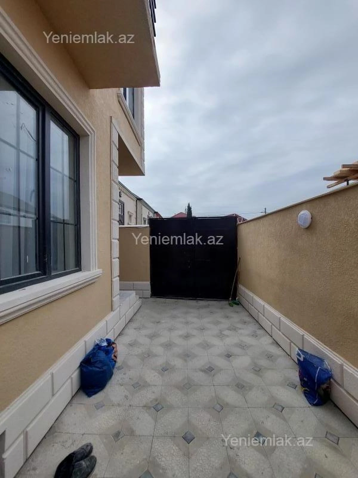 Satılır 4 otaqlı həyət evi 120 m²