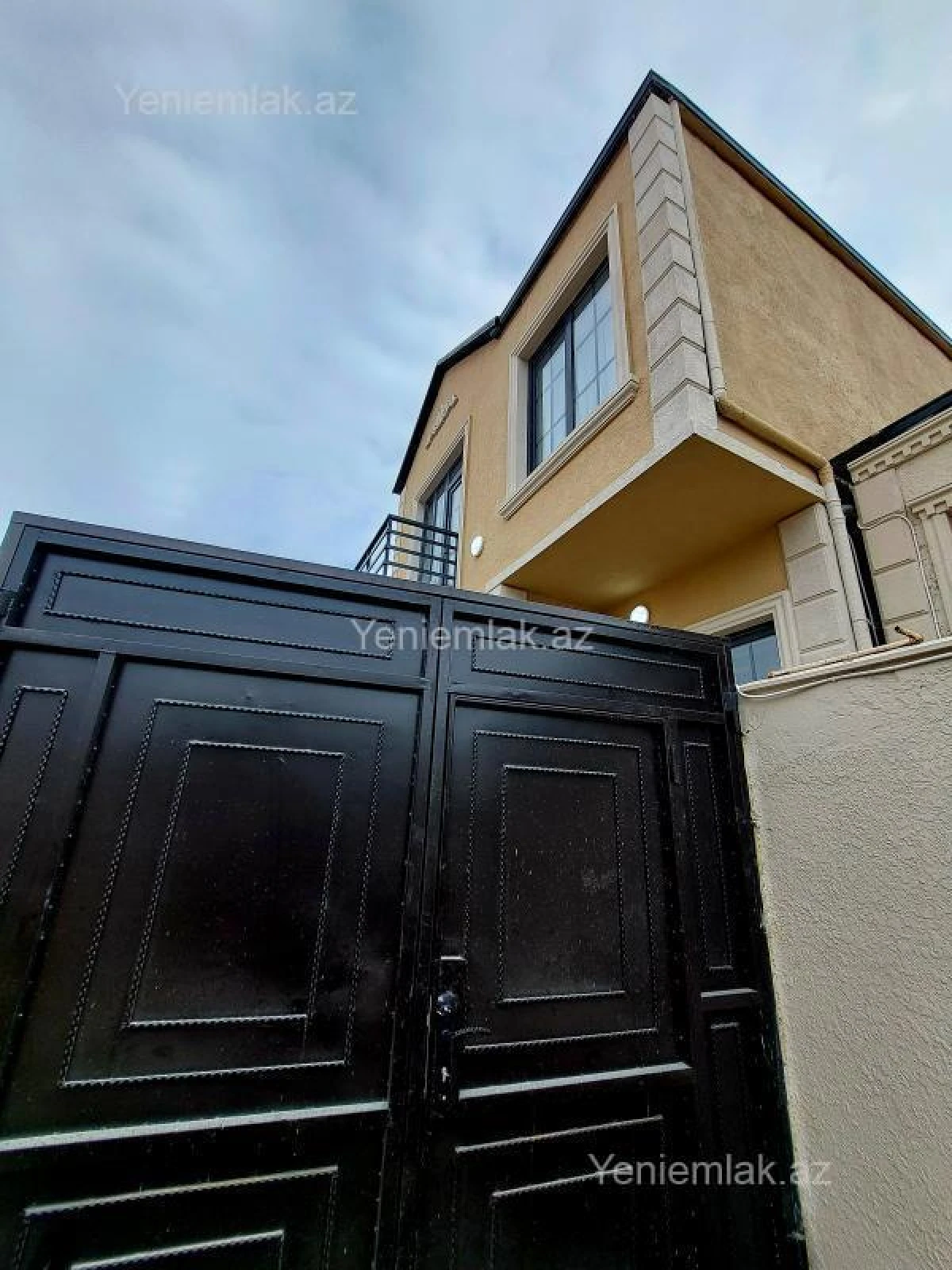 Satılır 4 otaqlı həyət evi 120 m²