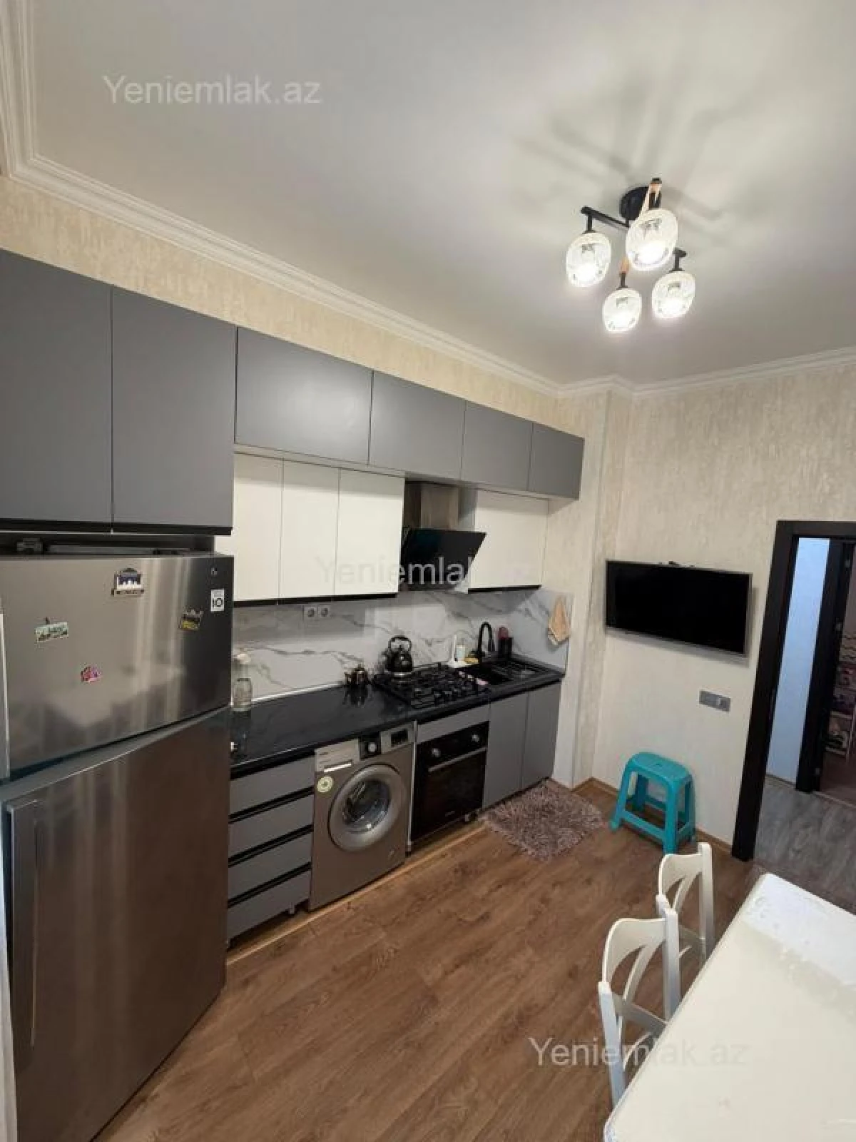 Satılır 3 otaqlı köhnə tikili 84 m²