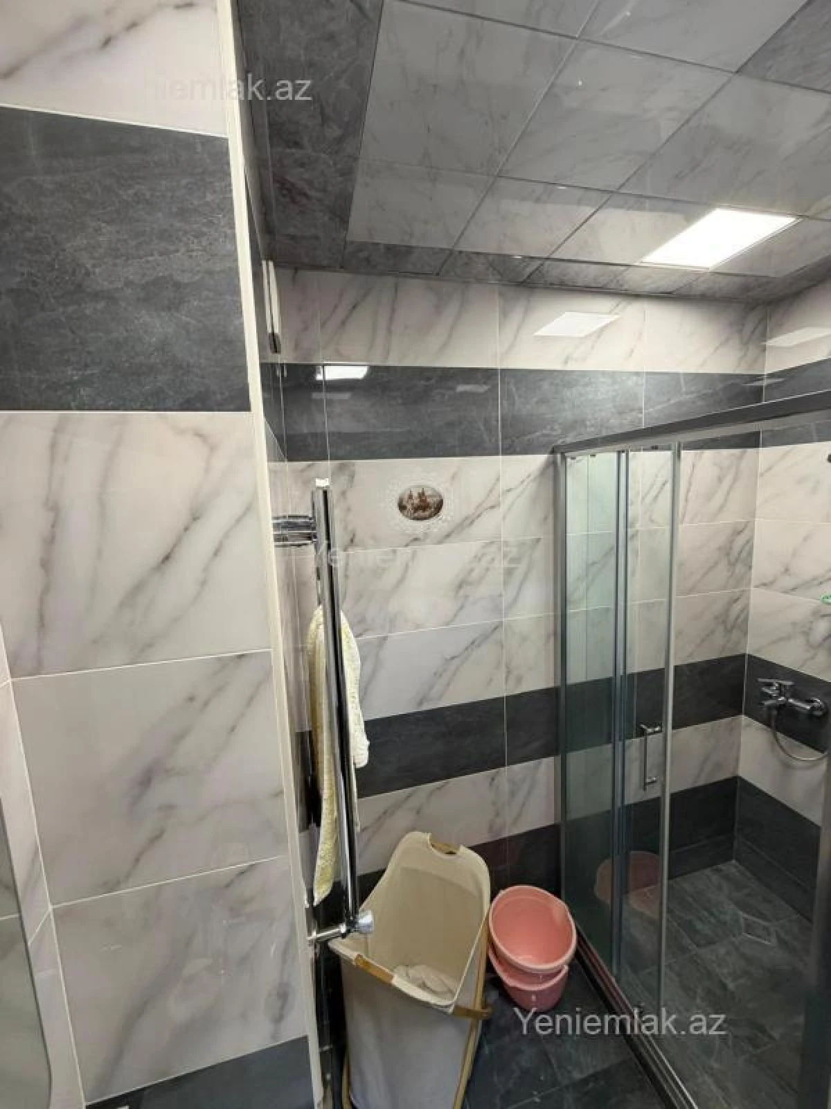 Satılır 3 otaqlı köhnə tikili 84 m²