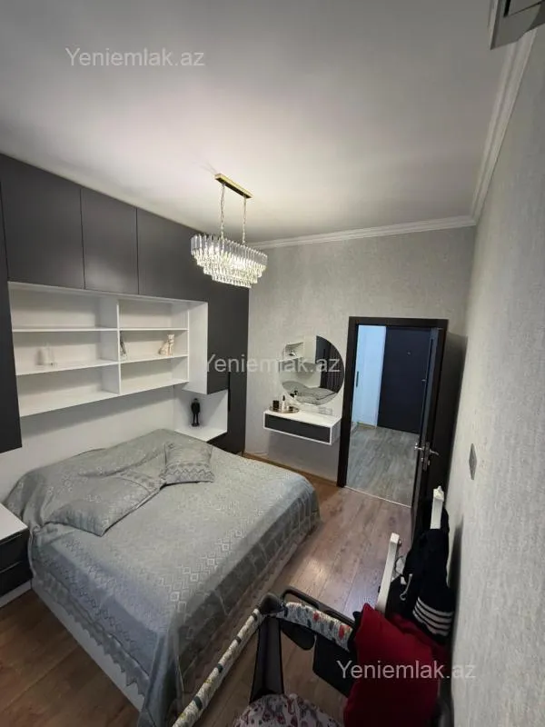 Satılır 3 otaqlı köhnə tikili 84 m²