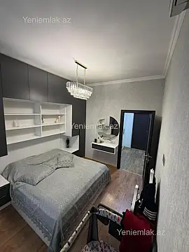 Satılır 3 otaqlı köhnə tikili 84 m²