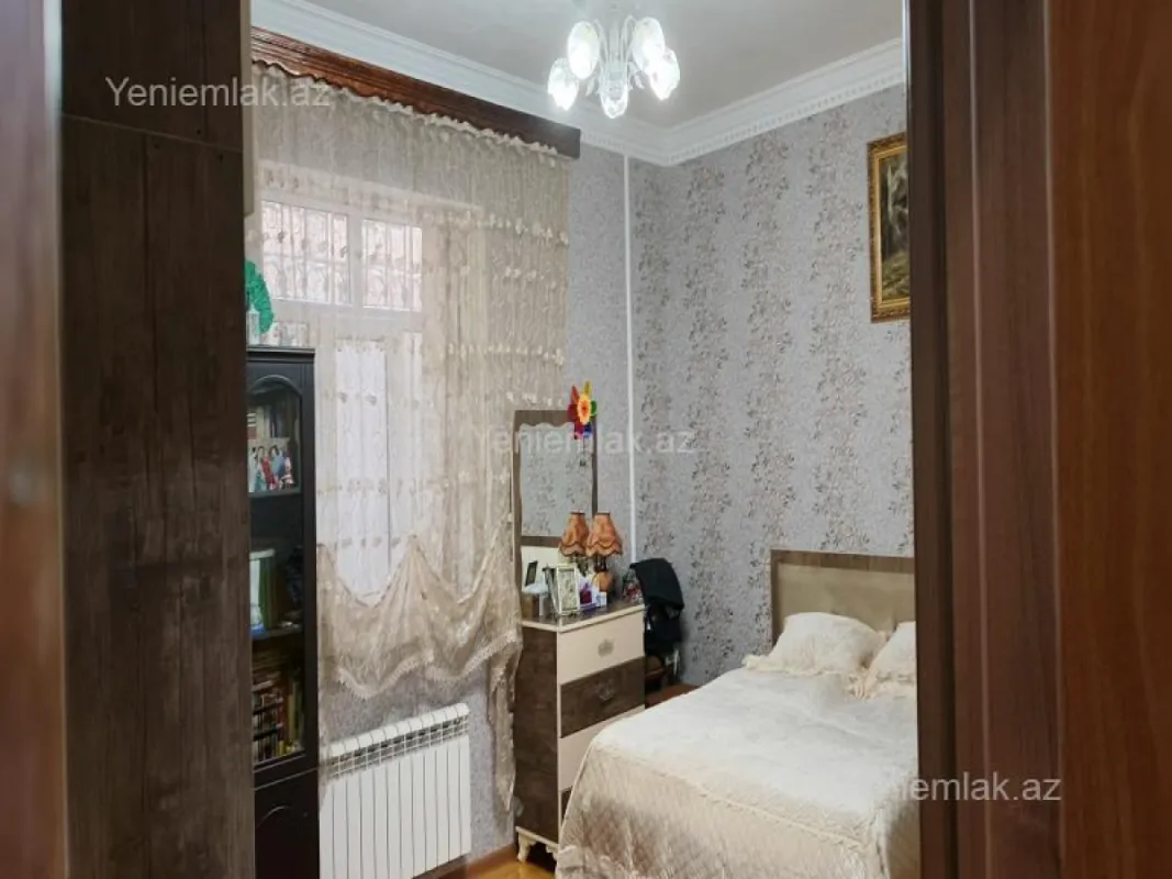 Satılır 3 otaqlı həyət evi 100 m²