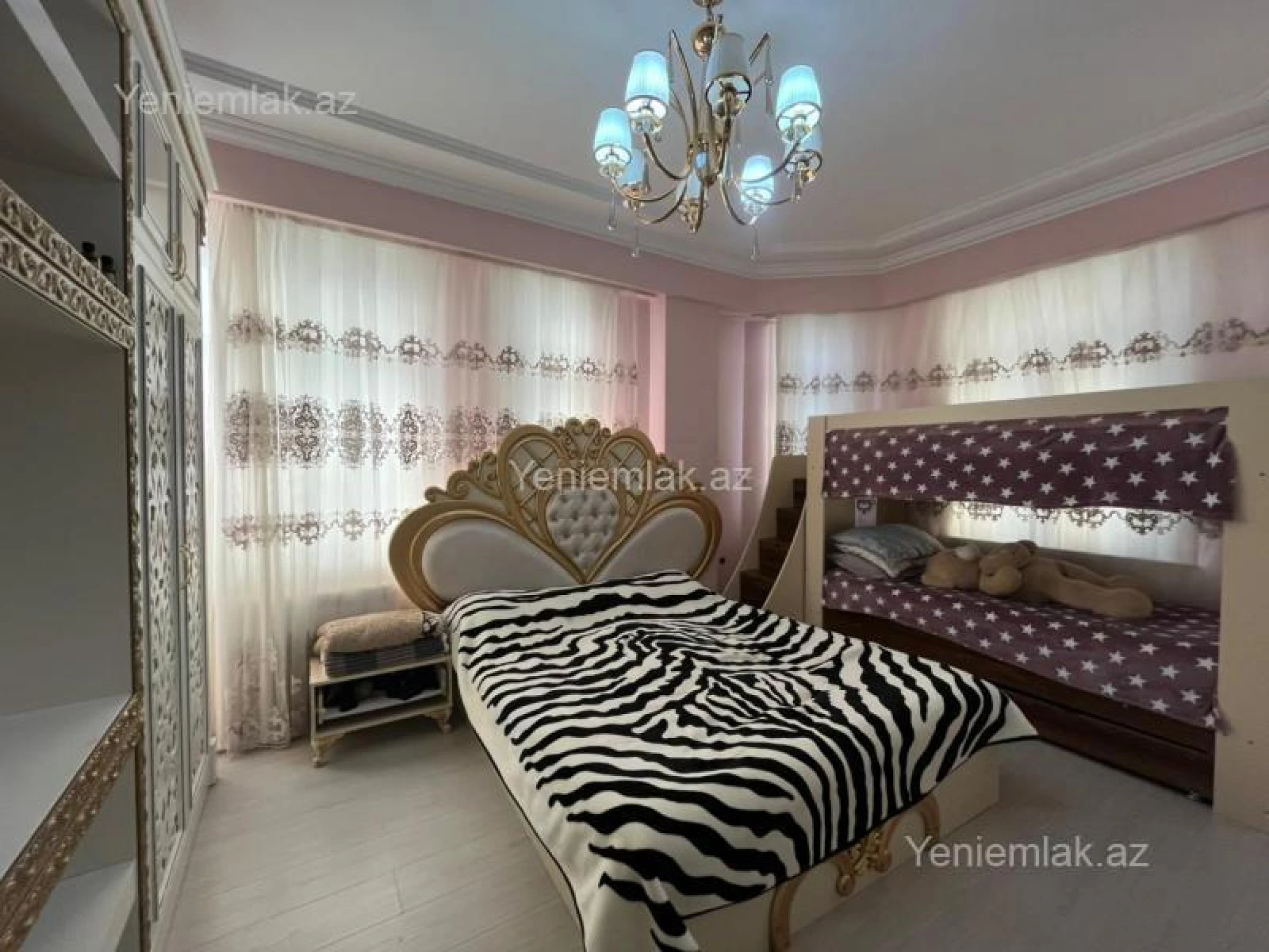 Satılır 2 otaqlı yeni tikili 100 m²