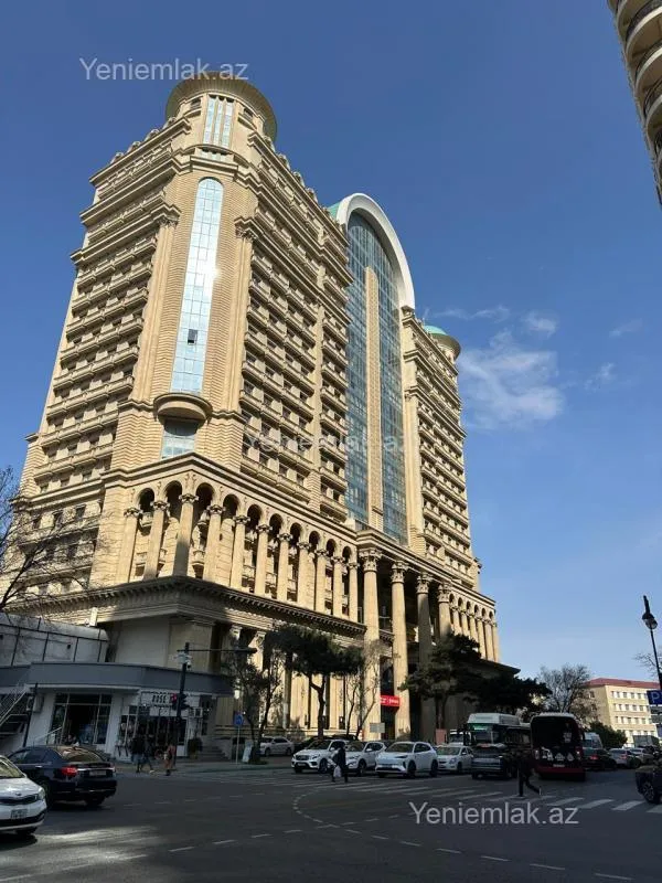 Satılır 3 otaqlı yeni tikili 107.2 m²