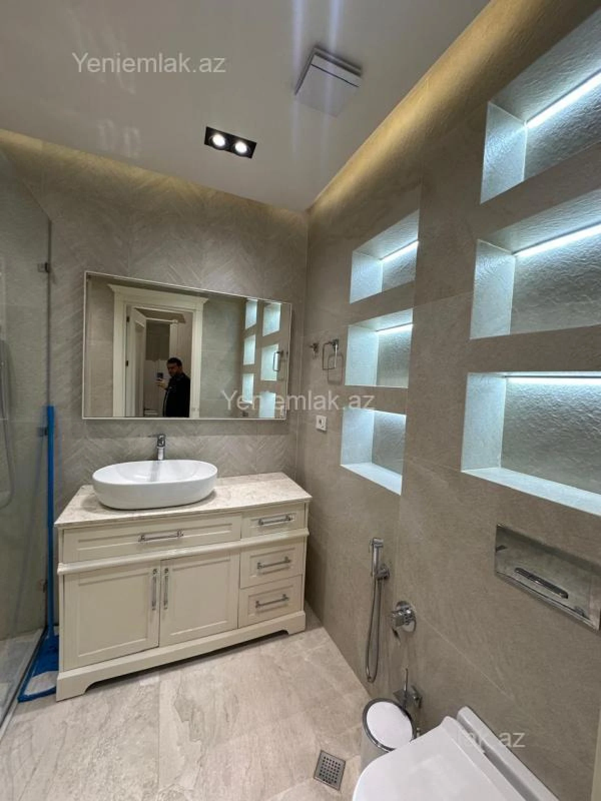 Satılır 3 otaqlı yeni tikili 107.2 m²