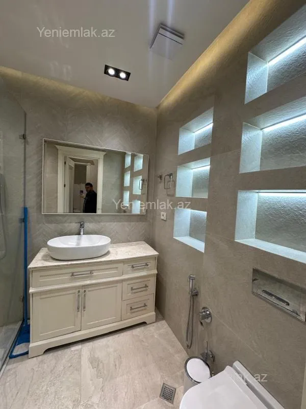 Satılır 3 otaqlı yeni tikili 107.2 m²