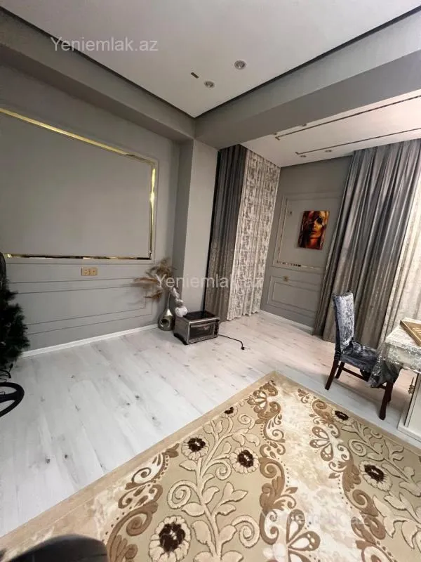 Satılır 3 otaqlı yeni tikili 132 m²
