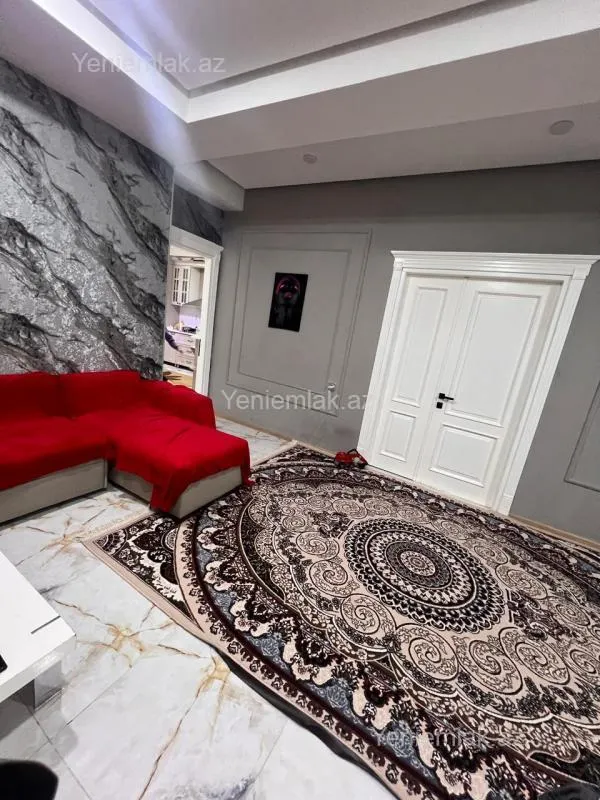 Satılır 3 otaqlı yeni tikili 132 m²