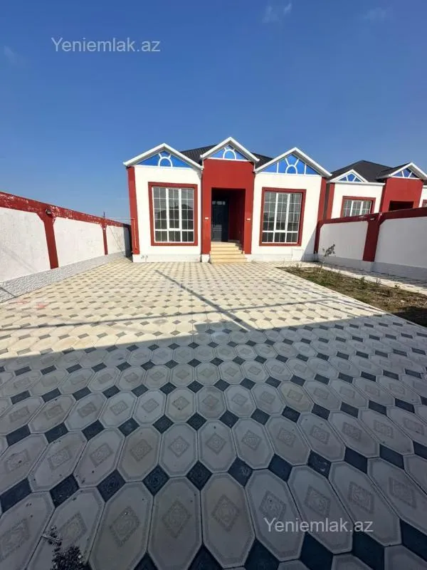 Satılır 4 otaqlı həyət evi 110 m²