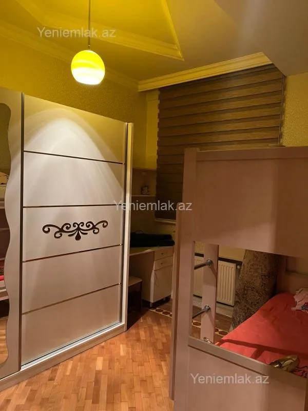 Satılır 3 otaqlı yeni tikili 90 m²