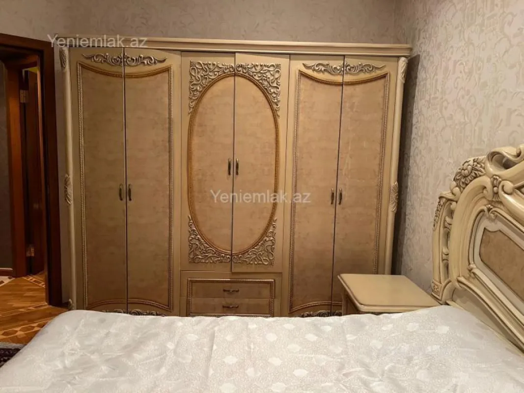 Satılır 3 otaqlı yeni tikili 90 m²