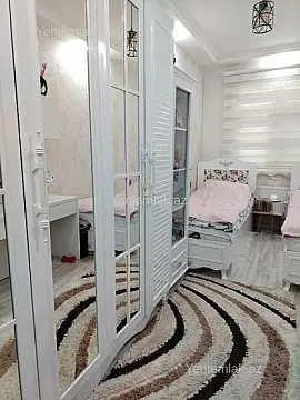 Kirayə verilir 2 otaqlı köhnə tikili 43 m²
