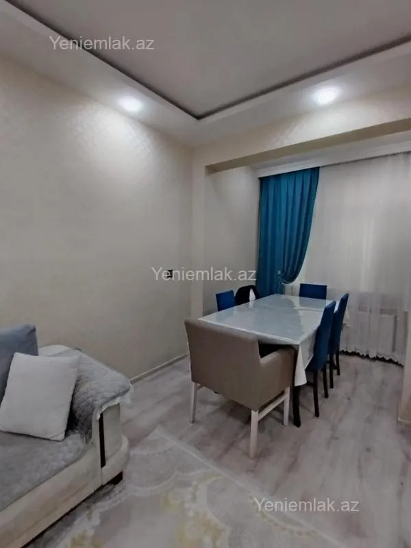 Kirayə verilir 2 otaqlı köhnə tikili 43 m²