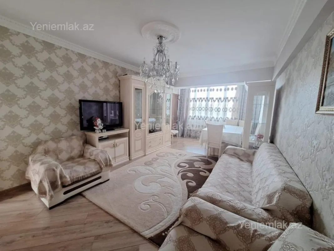 Satılır 3 otaqlı köhnə tikili 70 m²