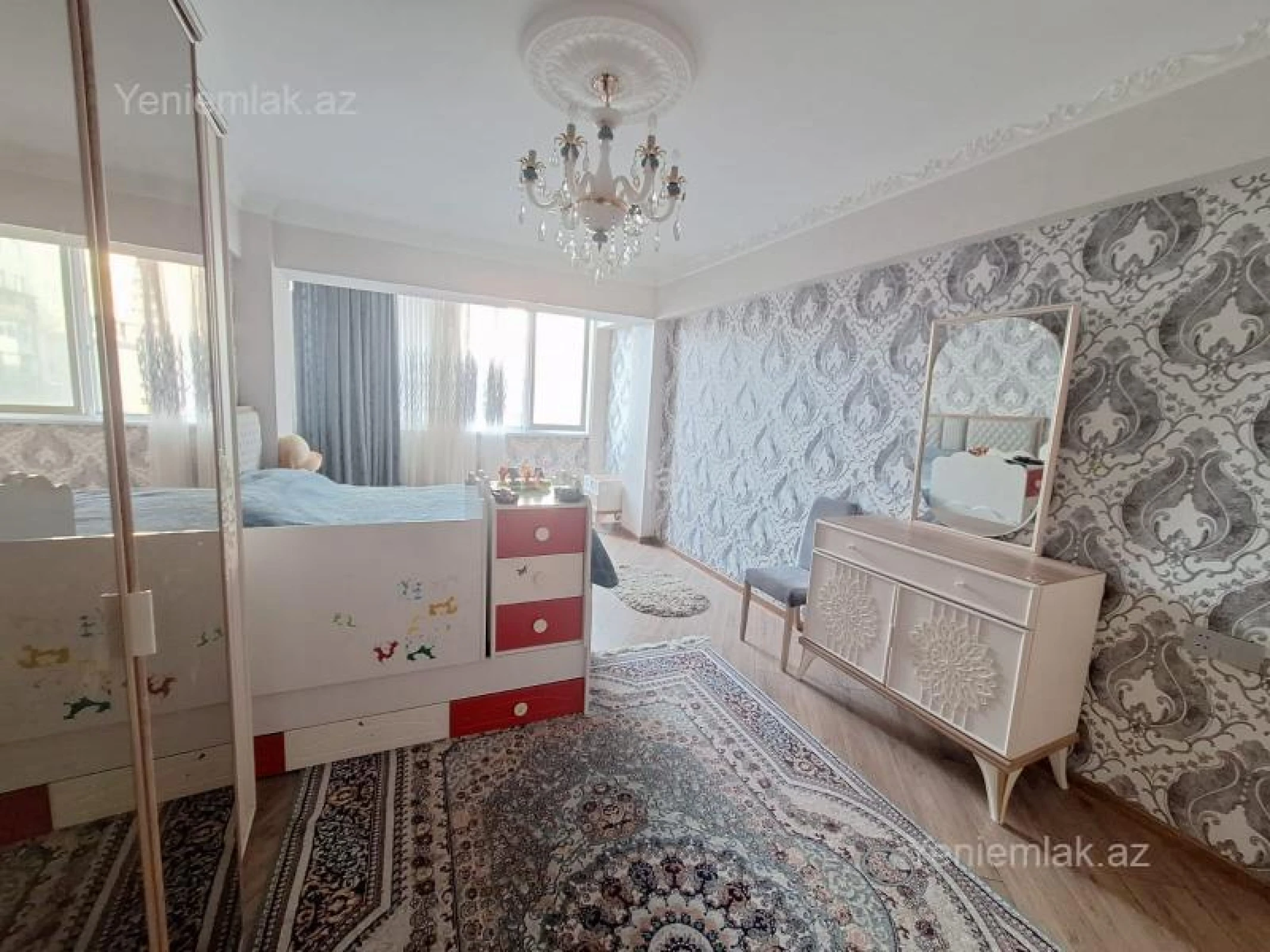 Satılır 3 otaqlı köhnə tikili 70 m²