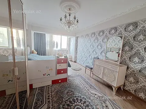 Satılır 3 otaqlı köhnə tikili 70 m²