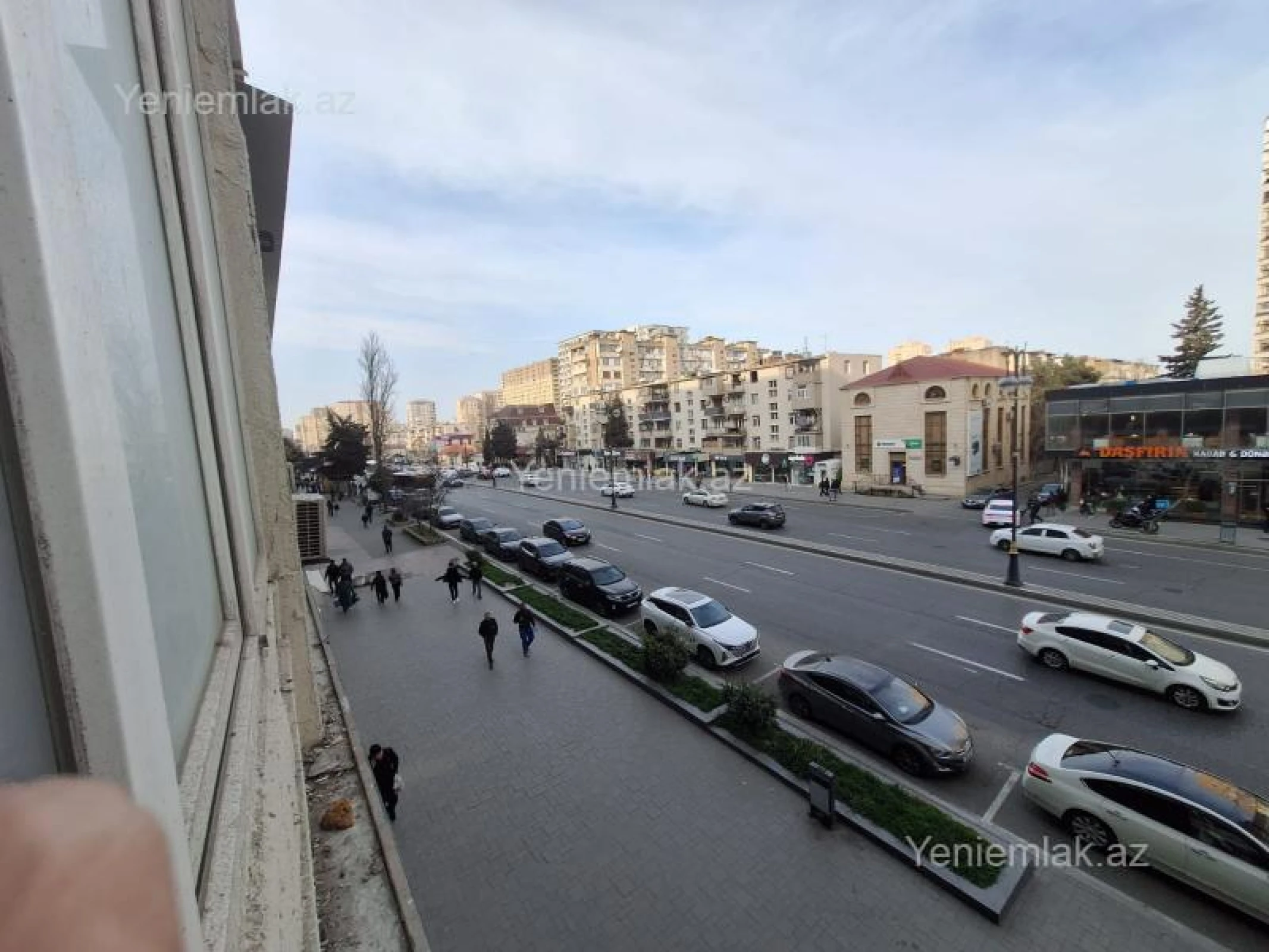 Satılır 3 otaqlı köhnə tikili 70 m²