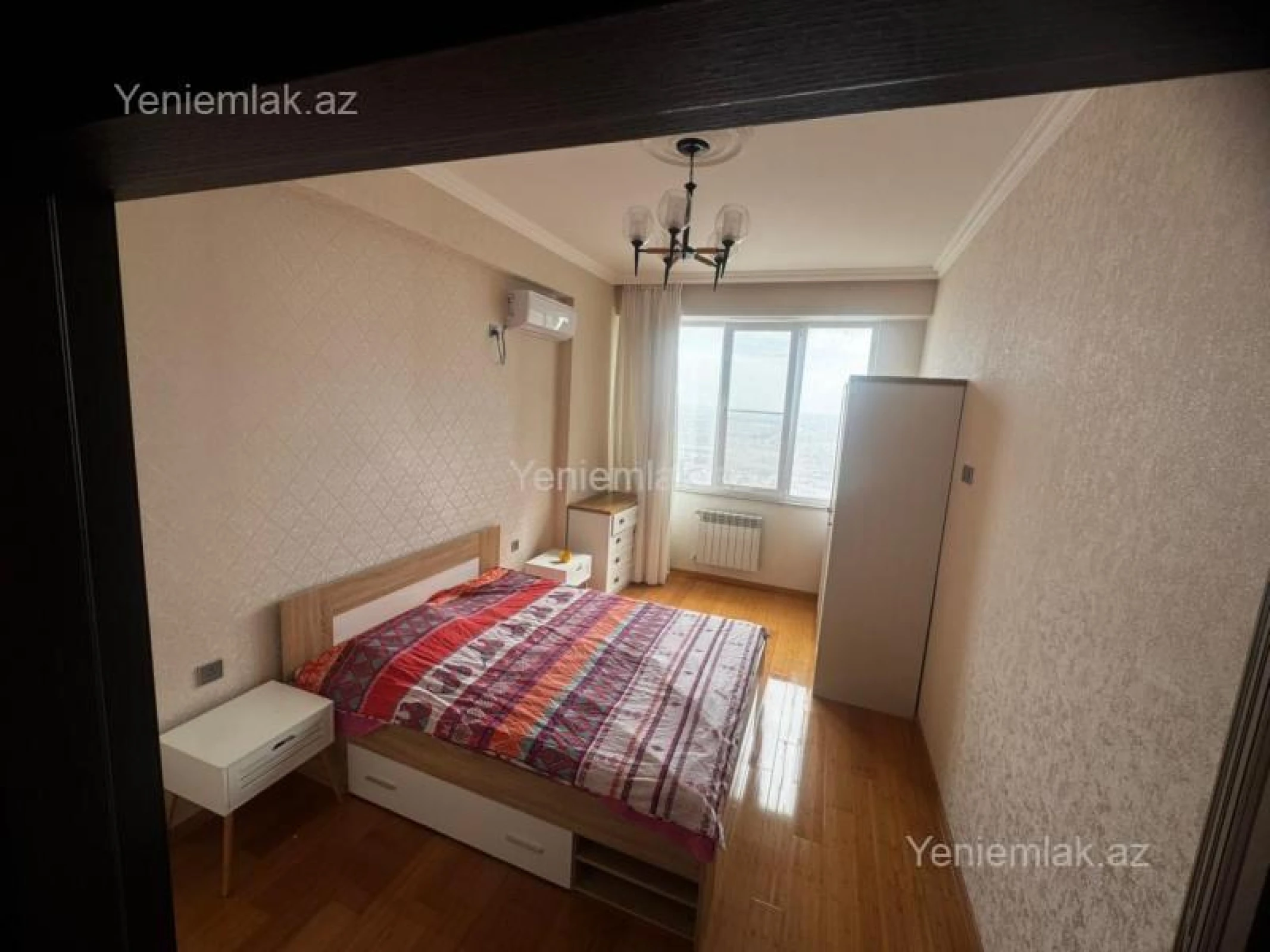 Satılır 3 otaqlı yeni tikili 90 m²